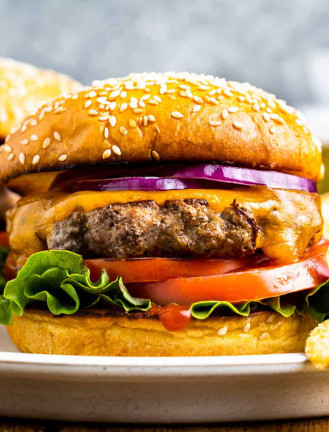 La Cuisine Beef Burger